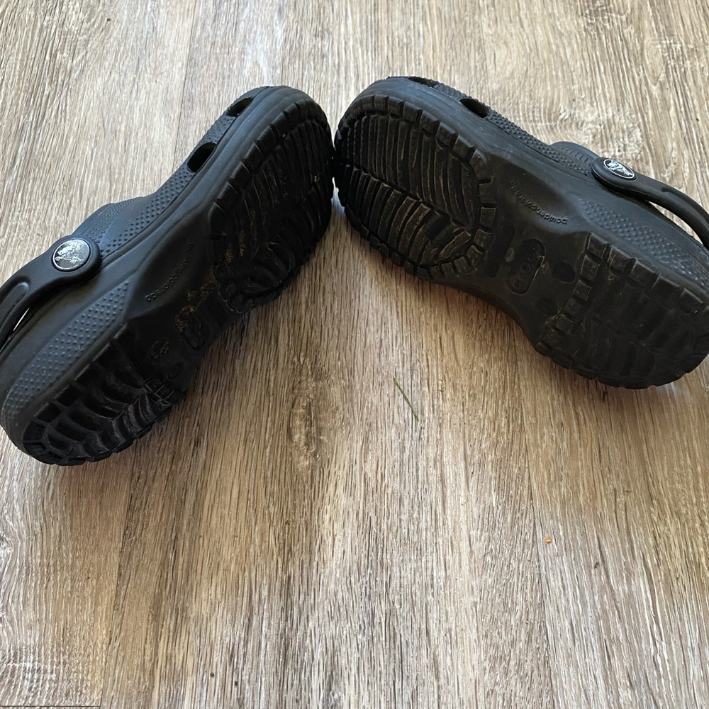 Crocs black size 1 kids - Picture 3 of 4
